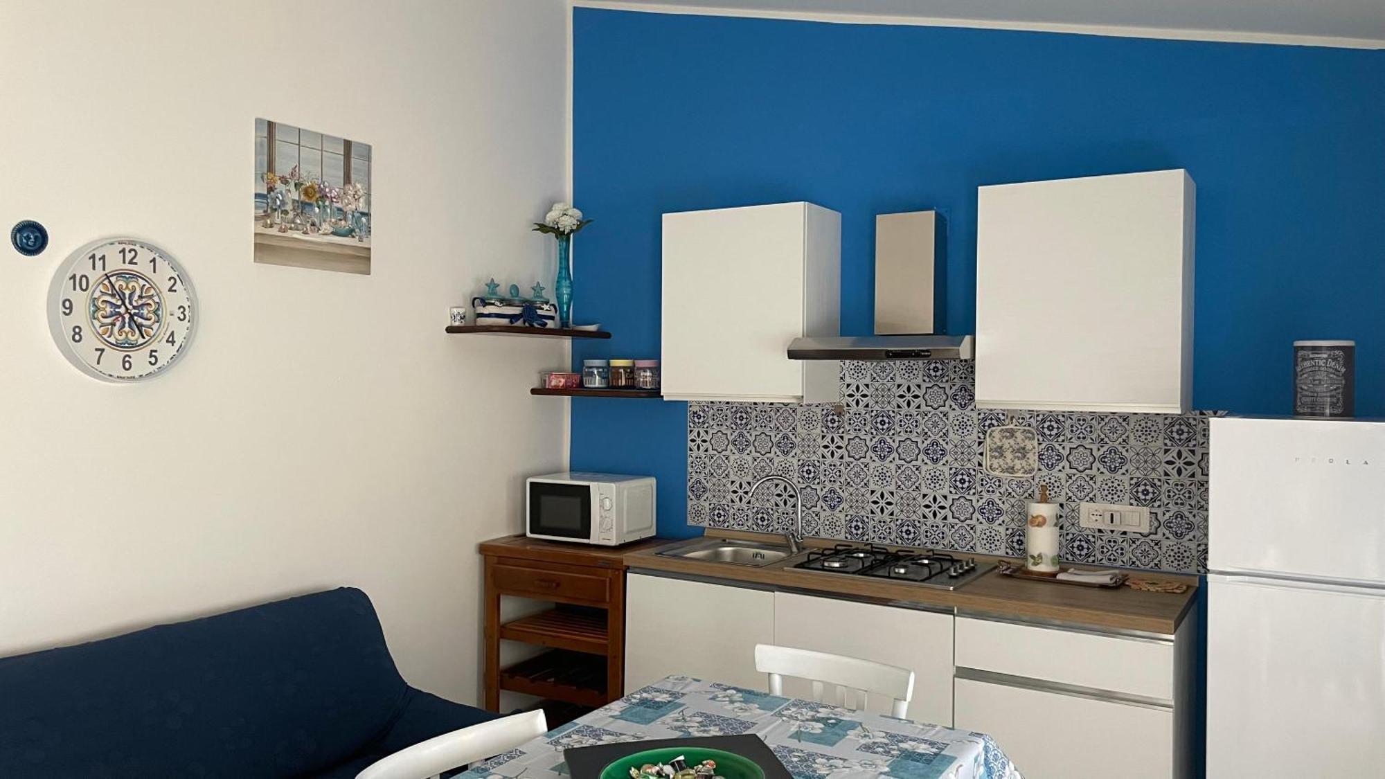 Casa Vacanze Da Roberta A Pochi Km Da Oristano Simaxis Екстер'єр фото