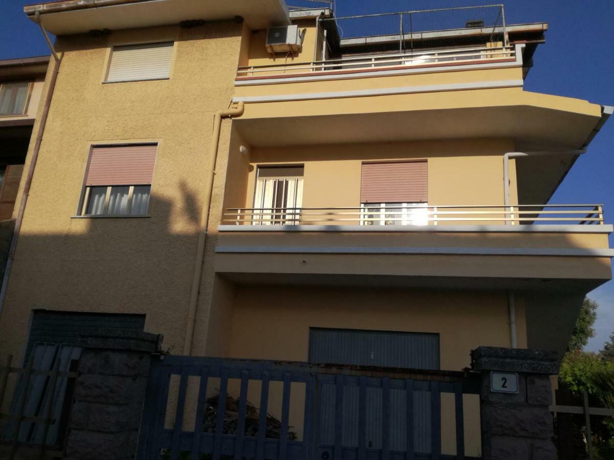 Casa Vacanze Da Roberta A Pochi Km Da Oristano Simaxis Екстер'єр фото